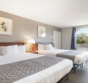 Budget Inn and Suites hotel detail image 4
