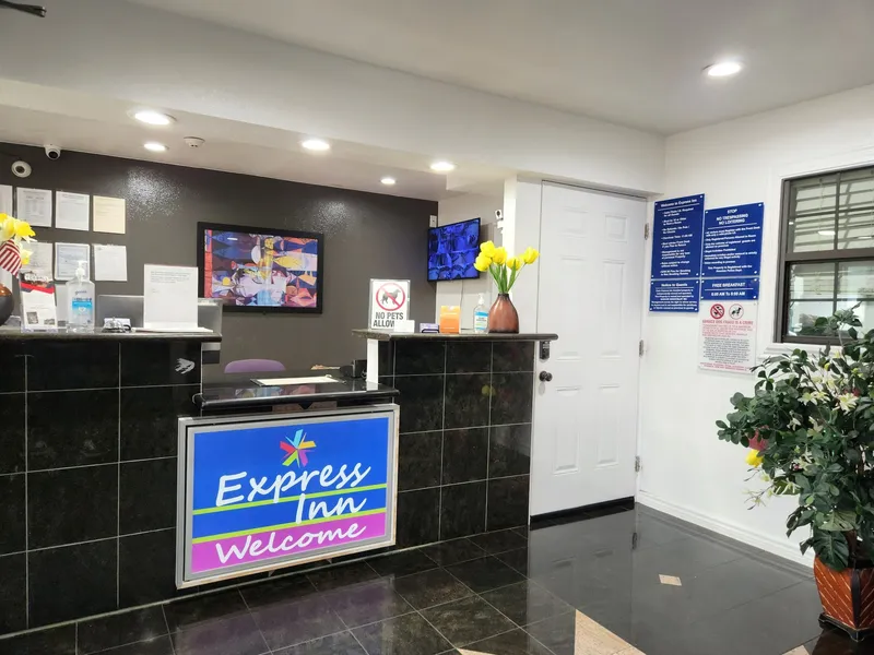 Express Inn Tomball hotel detail image 2