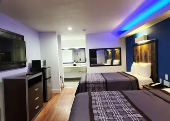 Express Inn Tomball hotel thumbnail 8