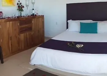 La Ribereña hotel thumbnail 6