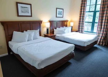 Mountain Creek hotel thumbnail 8