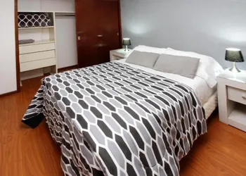 Suite GMancera hotel thumbnail 2