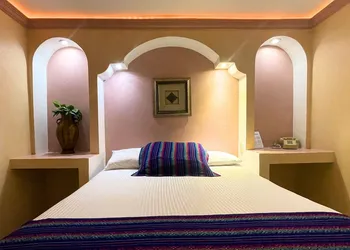 Hotel Real Catedral hotel thumbnail 8