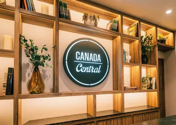 Hotel Canada Central hotel thumbnail 5