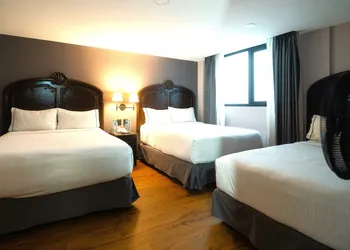 Hotel Canada Central hotel thumbnail 7