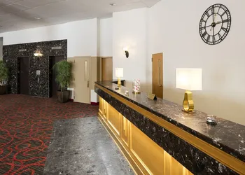 Hôtels Gouverneur Montréal - Île Charron hotel thumbnail 2