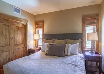 Tamarack Resort hotel thumbnail 5