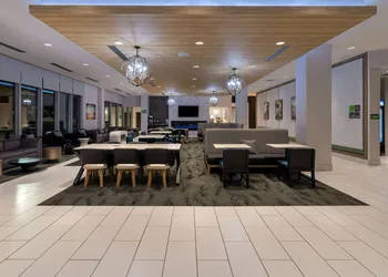 La Quinta Inn & Suites by Wyndham Maricopa - Copper Sky hotel thumbnail 4
