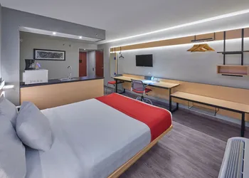 City Express by Marriott Irapuato hotel thumbnail 7