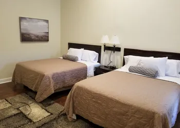 Sunset Cottages and Motel hotel thumbnail 2