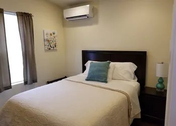 Sunset Cottages and Motel hotel thumbnail 4