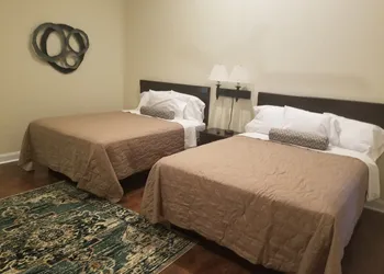 Sunset Cottages and Motel hotel thumbnail 7
