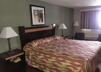 German Village Inn Columbus hotel thumbnail 3