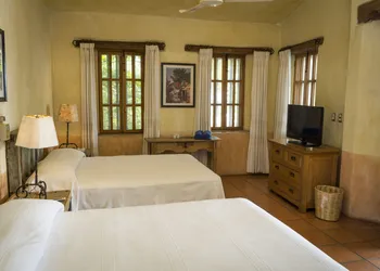 Bungalows Santa Cruz hotel thumbnail 3