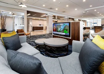 Courtyard by Marriott Pensacola I-10 West hotel thumbnail 2