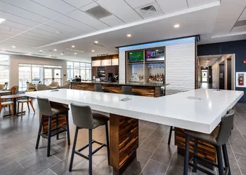 Courtyard by Marriott Pensacola I-10 West hotel thumbnail 3