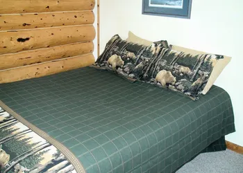 Bear Paw Adventure hotel thumbnail 7