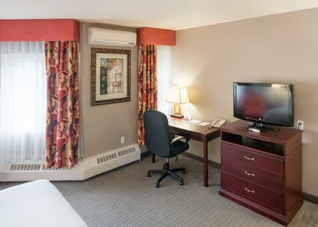Holiday Inn Express Red Deer by IHG hotel thumbnail 3