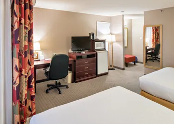 Holiday Inn Express Red Deer by IHG hotel thumbnail 8