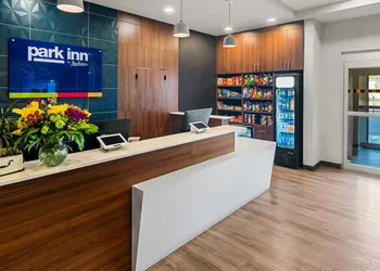 Park Inn by Radisson, Kelowna hotel thumbnail 2