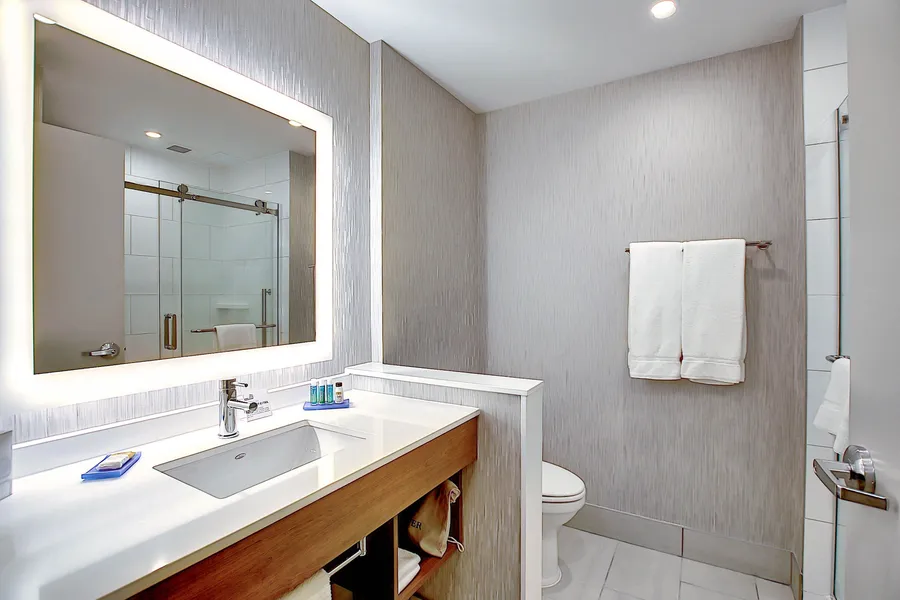 Holiday Inn Express & Suites Calgary Airport Trail NE by IHG hotel detail image 6