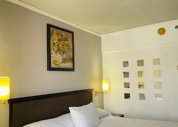 Hotel Arroyo de la Plata hotel thumbnail 5