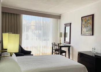 Hotel Arroyo de la Plata hotel thumbnail 8