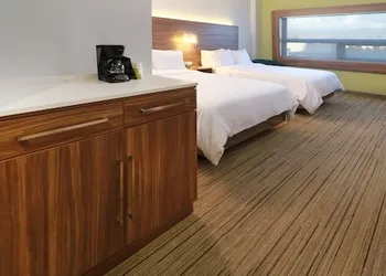 Holiday Inn Express & Suites Ensenada Centro by IHG hotel thumbnail 8