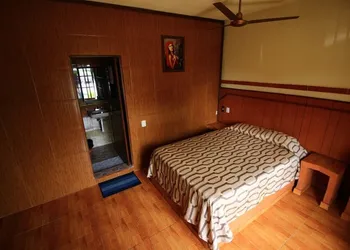 Hotel & Suites Posada Molina hotel thumbnail 6