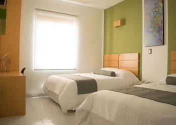 Mexico Inn Express Salamanca hotel thumbnail 5