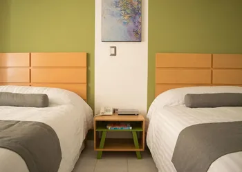 Mexico Inn Express Salamanca hotel thumbnail 8