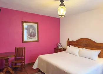 Hotel Casa del Refugio hotel thumbnail 4