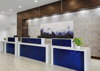 Delta Hotels by Marriott Indianapolis Airport hotel thumbnail 2