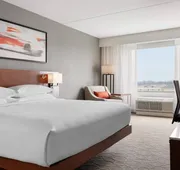 Delta Hotels by Marriott Indianapolis Airport hotel detail image 7