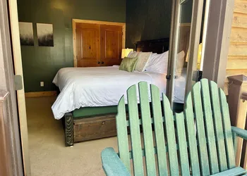 Engen Hus Bed and Breakfast hotel thumbnail 4