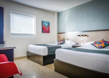 Home Suites Rotarismo hotel thumbnail 7