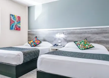Home Suites Rotarismo hotel thumbnail 8