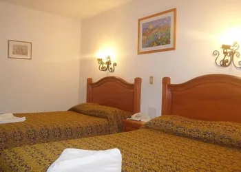 Hotel Don Quijote hotel thumbnail 5