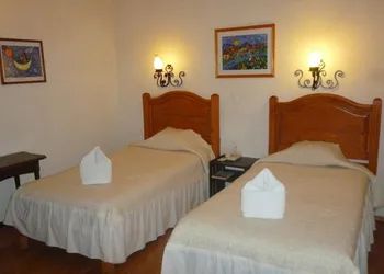 Hotel Don Quijote hotel thumbnail 7