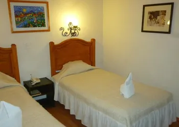 Hotel Don Quijote hotel thumbnail 8