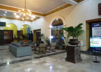 Concierge Plaza Colima hotel thumbnail 2