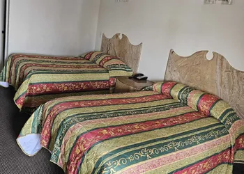 Westview Motel hotel thumbnail 7