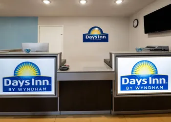 Days Inn by Wyndham Hardeeville North/I-95 & US 278 hotel thumbnail 2
