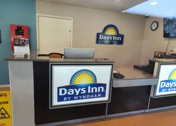 Days Inn by Wyndham Hardeeville Near Hilton Head hotel thumbnail 4