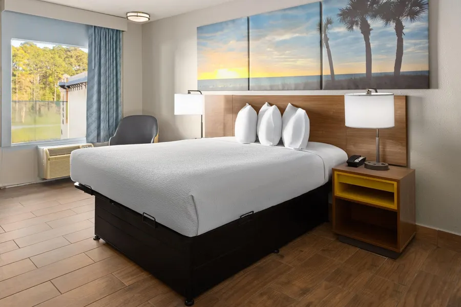 Days Inn by Wyndham Hardeeville Near Hilton Head hotel detail image 6