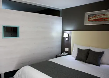 Hotel Casa Inn Galerias hotel thumbnail 5
