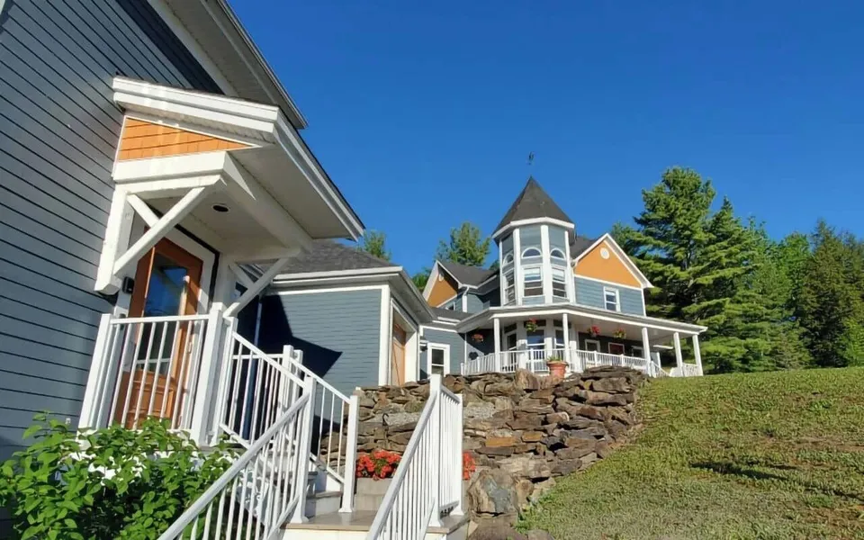 Au Sommet du Lac Magog hotel detail image 6