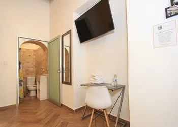 Casa Universidad hotel thumbnail 5