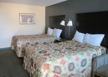 Delux Inn & Suites hotel thumbnail 4