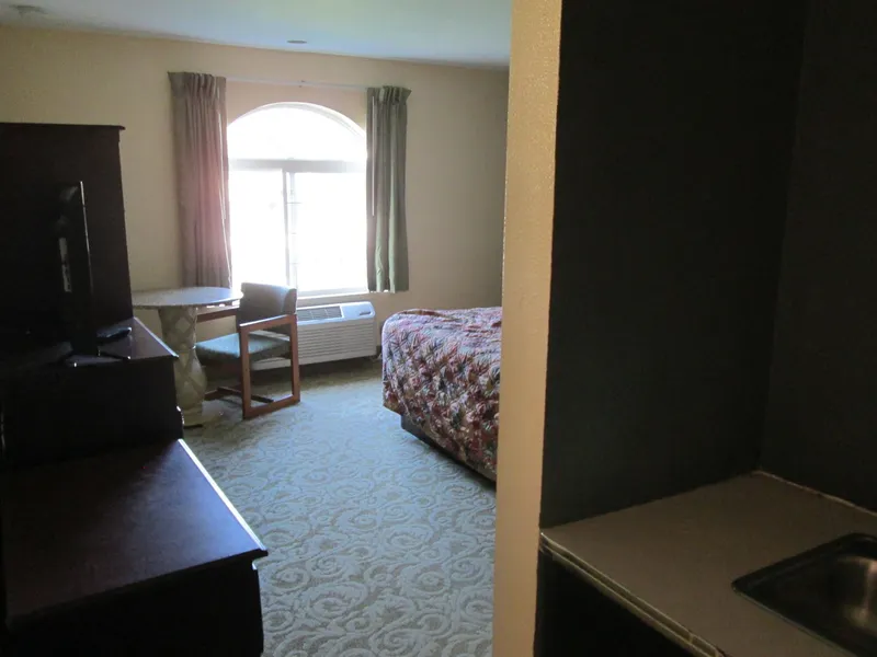 Delux Inn & Suites hotel detail image 6